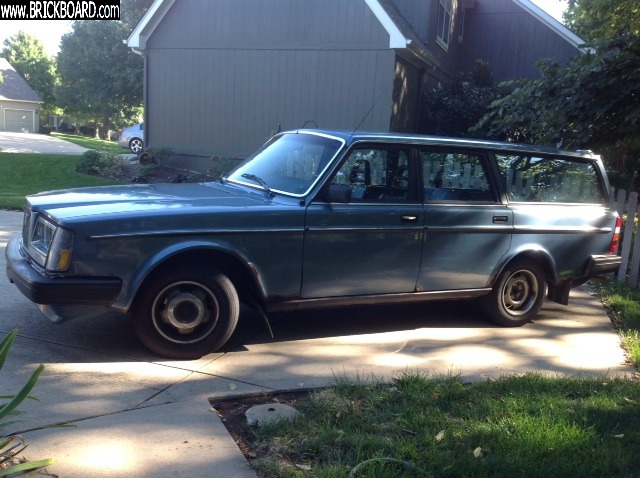 Volvo  -- 1984 Volvo 240 DL Wagon