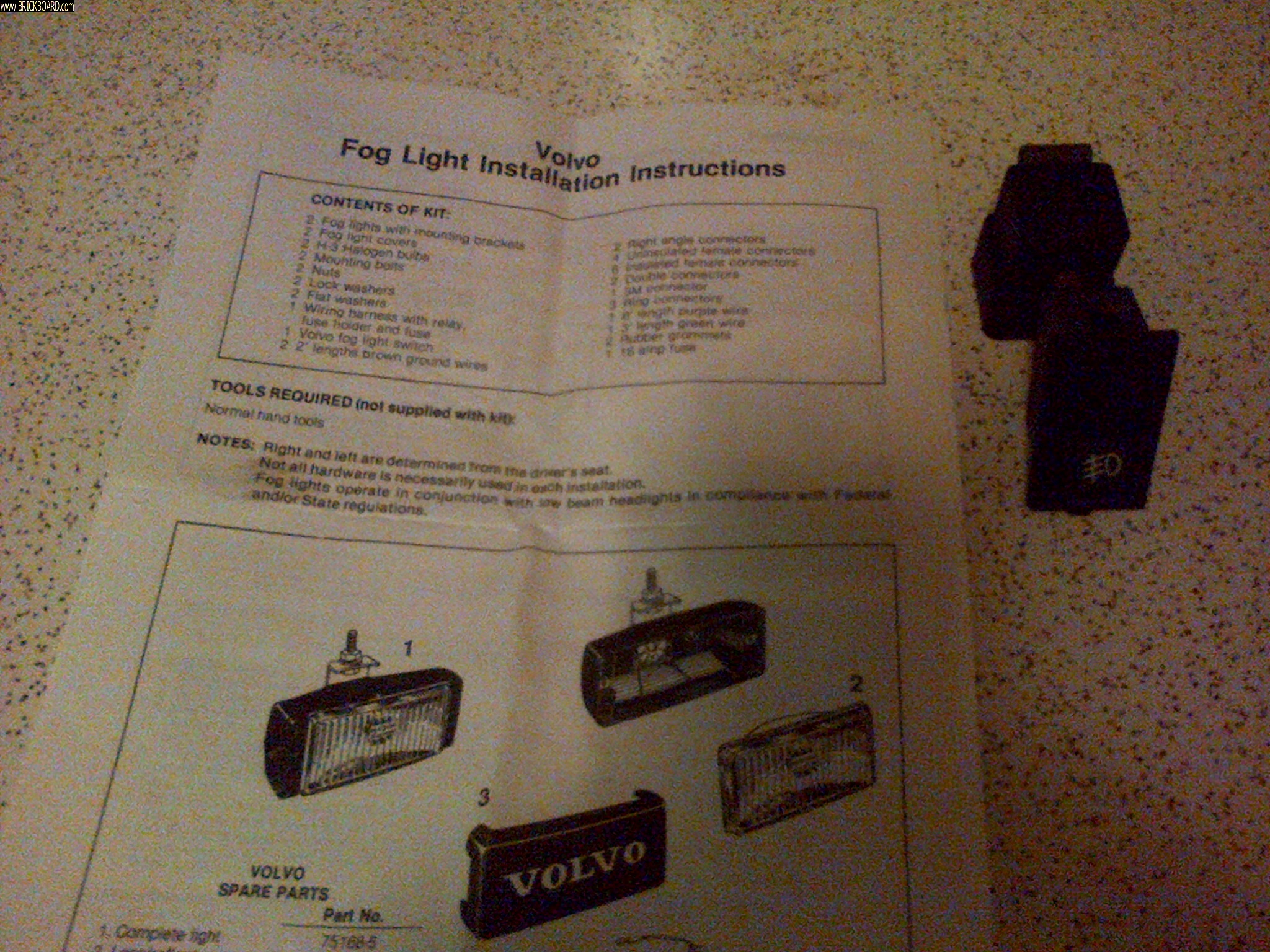 Volvo  -- Volvo 240 Fog Light Kit