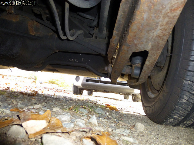 Volvo  -- Lower Control Arm