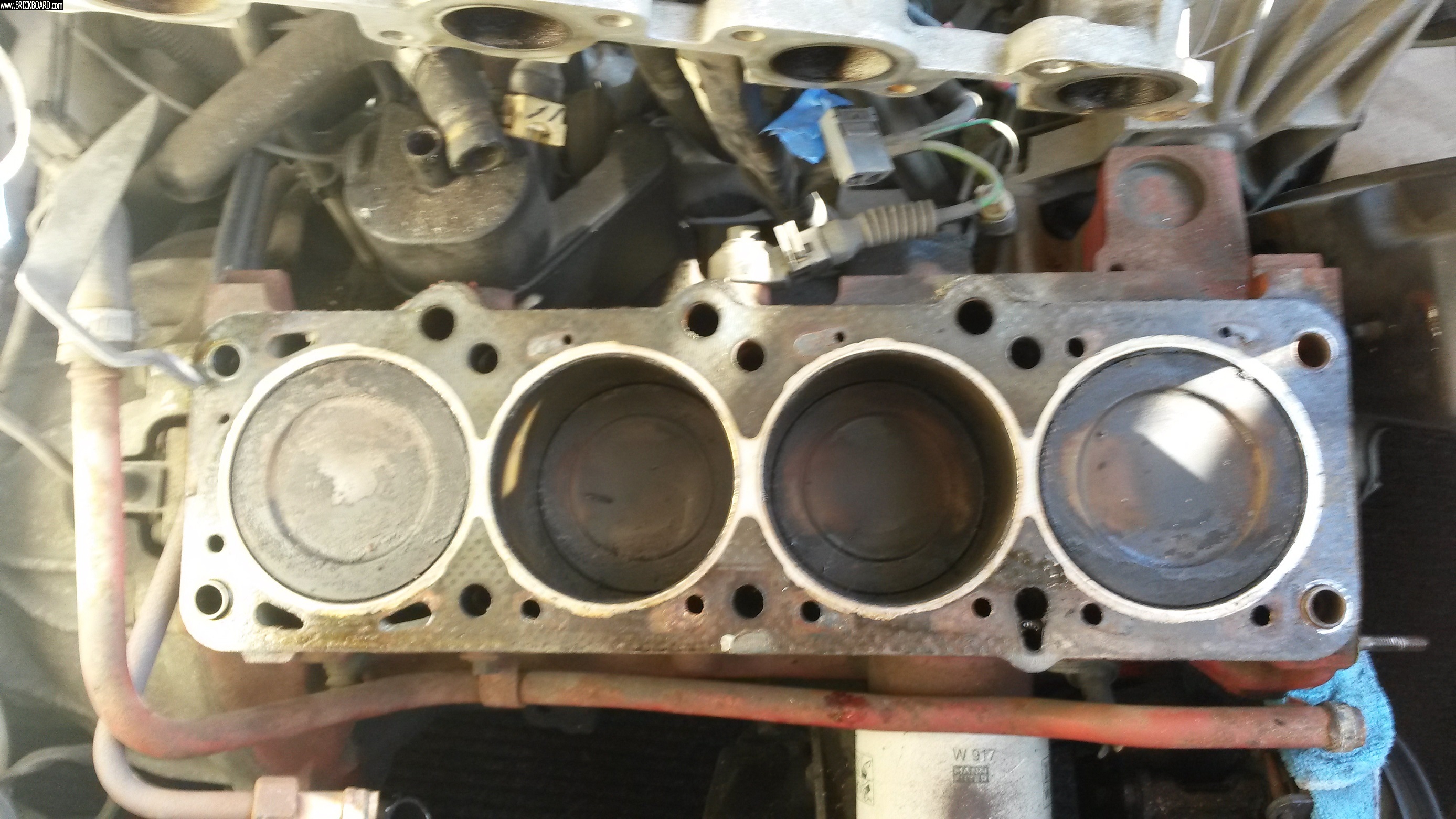 Volvo 700 -- 740 Non Turbo Wagon Head