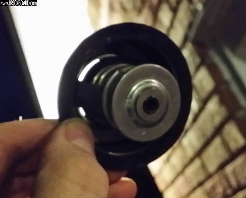 Volvo 900 -- Thermostat stuck open