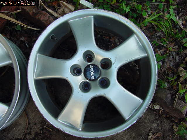Volvo  -- ronal r7a
