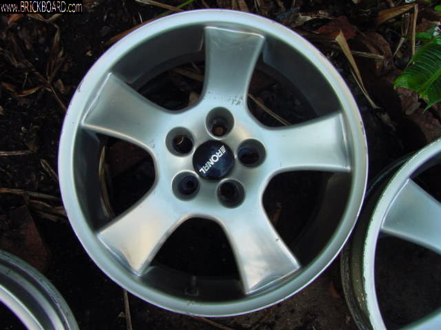 Volvo  -- ronal r7b