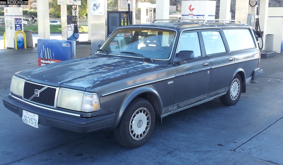 Volvo  -- My 1989 Volvo 240 dl