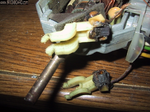 Volvo 200 -- Worn brushes in the Wound Field Motor for Heating System 
