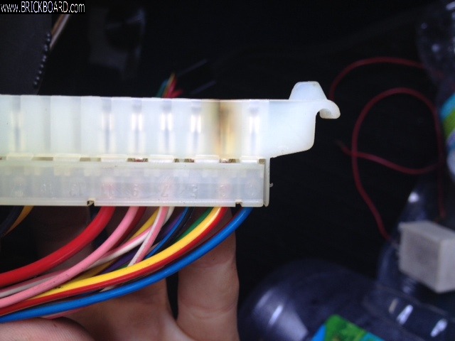 Volvo 200 -- connector 