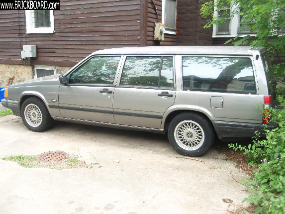 Volvo 700 -- 1990 740 Volvo Turbo
