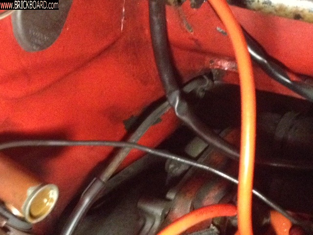 Volvo 140-160 -- 142s mystery line