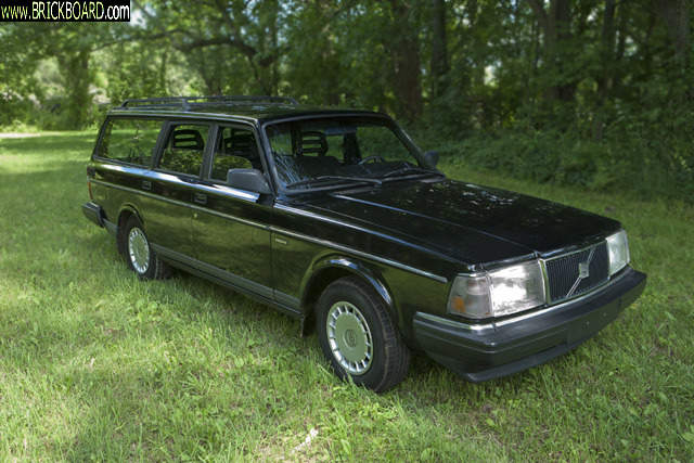 Volvo  -- 240 WAGON