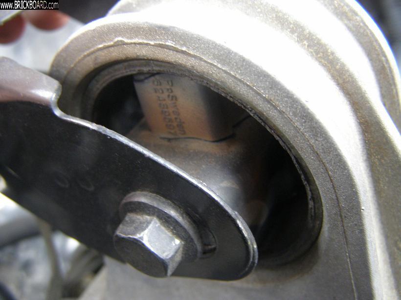 Volvo  -- motor mount failed after 1 year