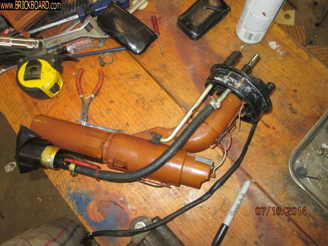 Volvo 900 -- 94 model 940 fuel pump/sender