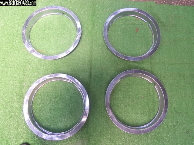 Volvo  -- 1800 beauty rings