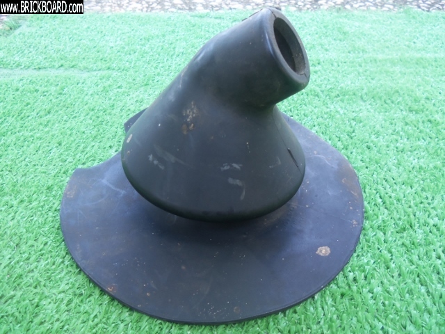 Volvo  -- 122 shift boot