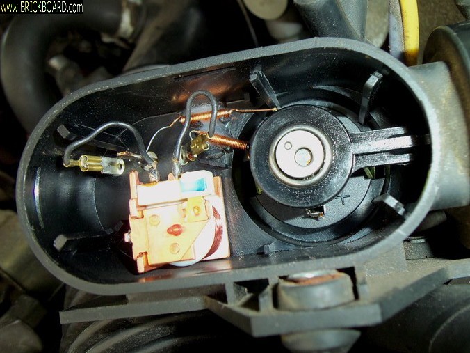Volvo 900 -- Cruise Control Vacuum Pump Fotos