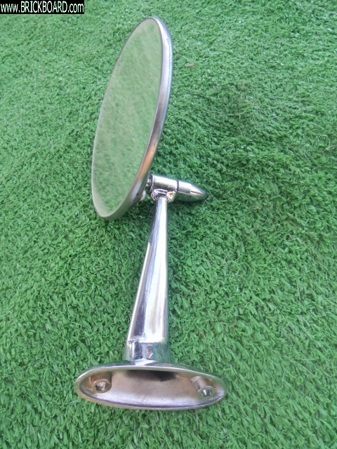 Volvo  -- side-view mirror