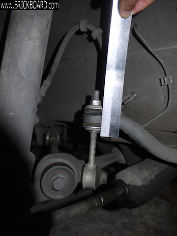 Volvo 900 -- Front sway bar bush