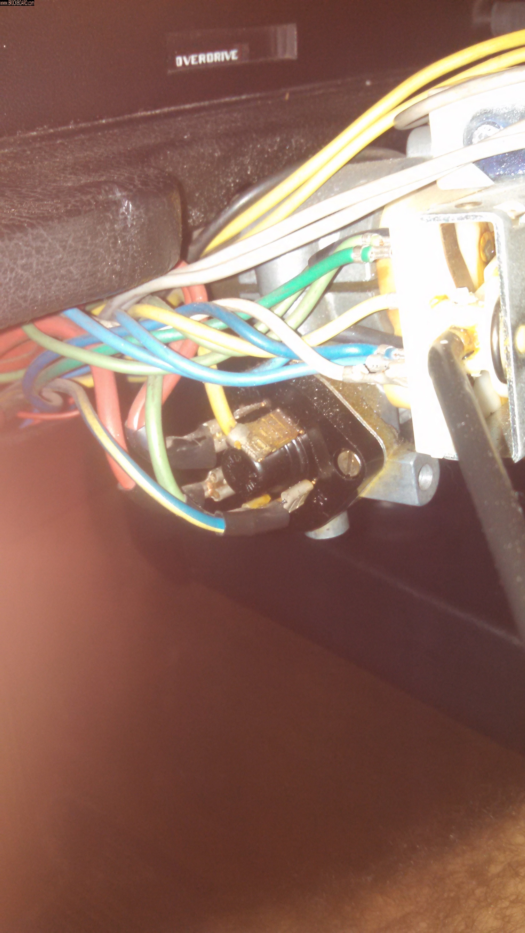 Volvo 140-160 -- 142e Ignition Switch