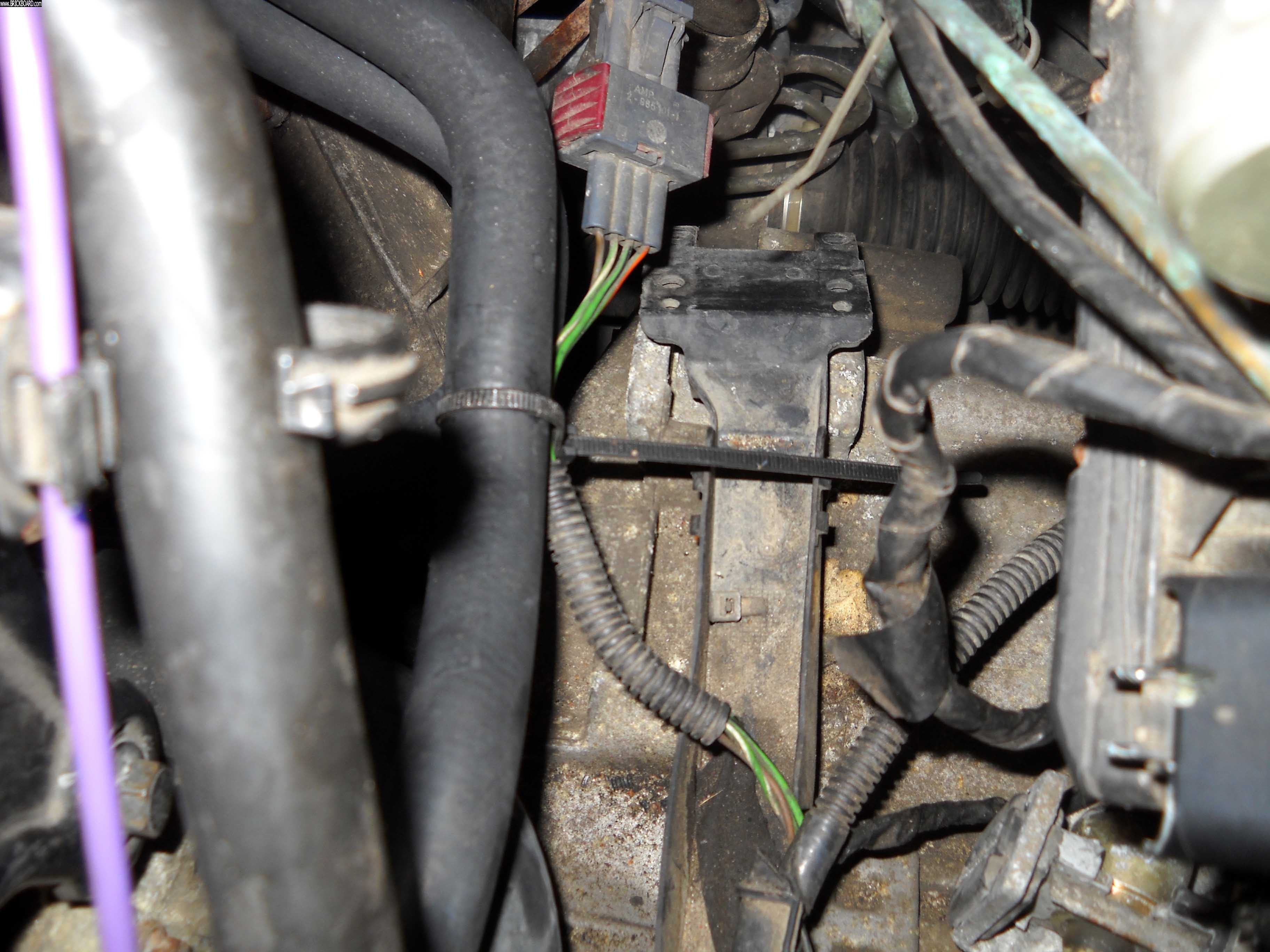 Volvo  -- V70 manual transmission O2 sensor mount 2