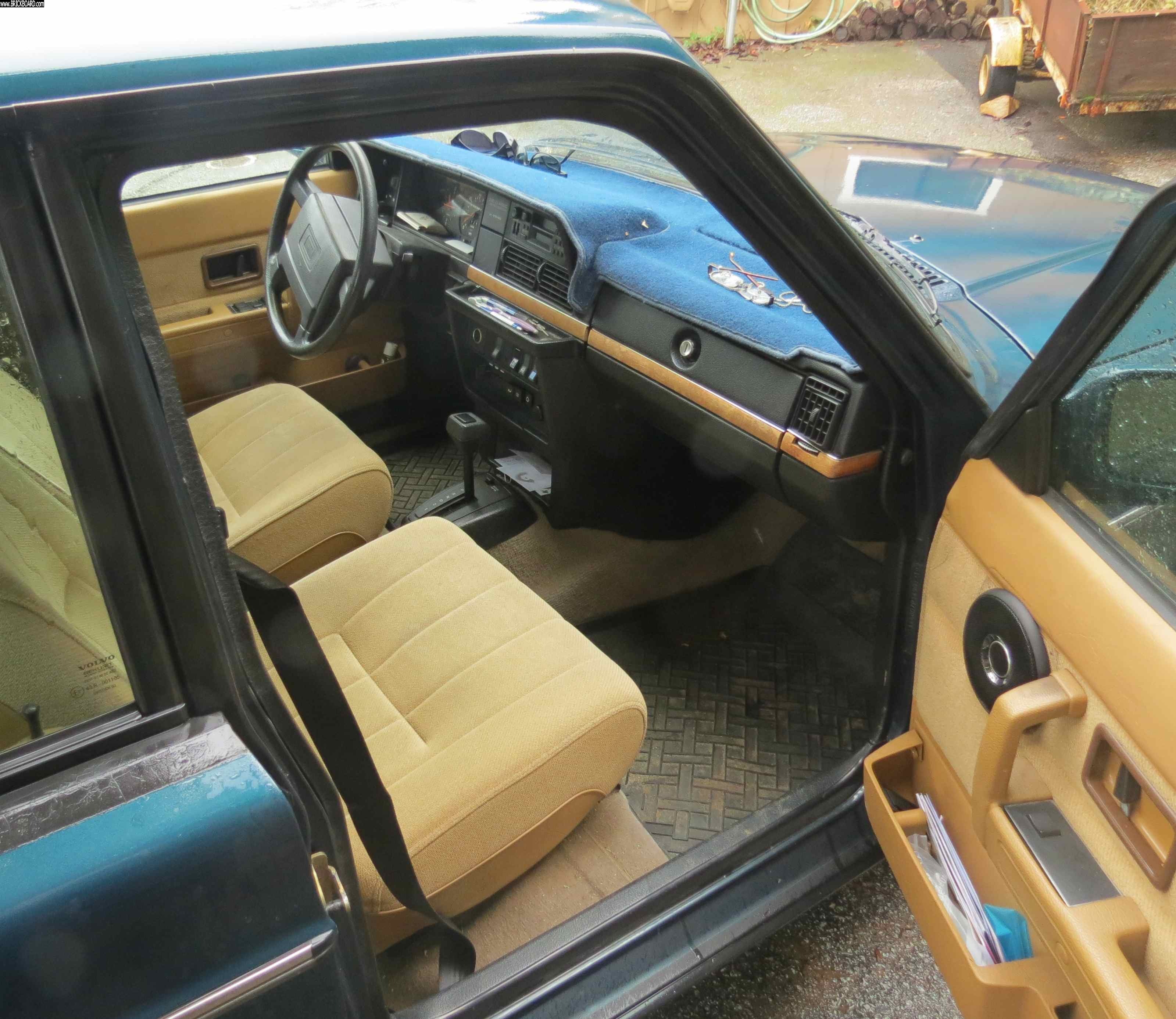 Volvo 200 -- 1993 Volvo 240 Limited Edition Classic for Sale