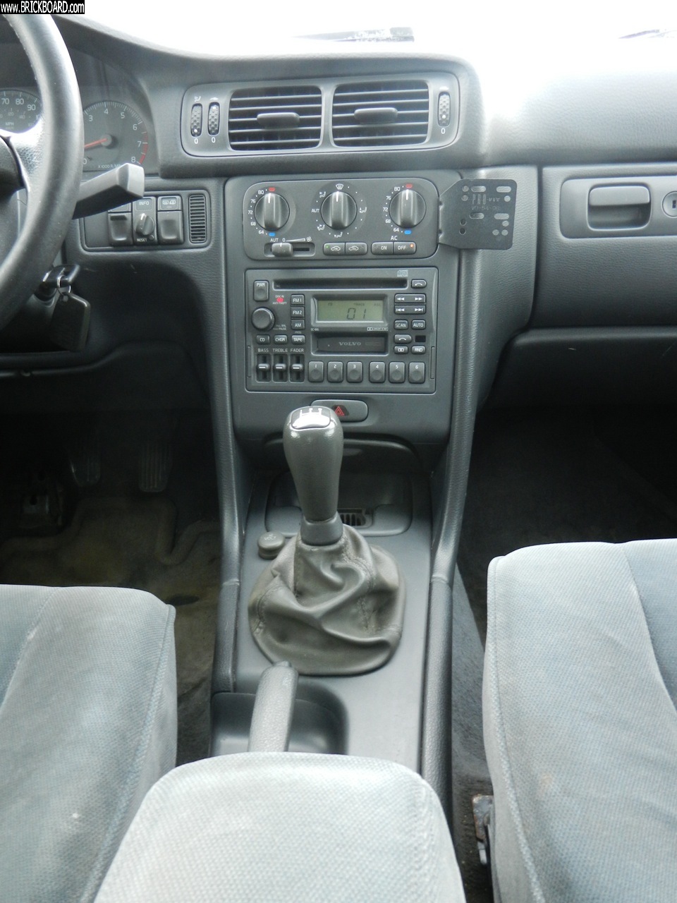 Volvo S70 -- RARE! 1998 T5 TURBO, WITH MANUAL TRANSMISSION! RARE!