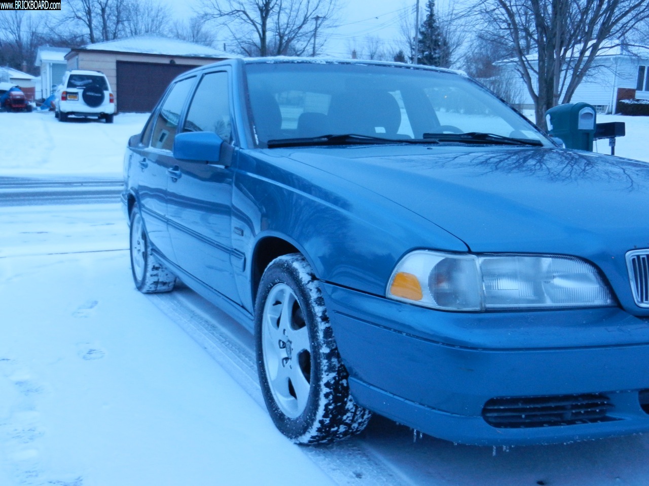 Volvo S70 -- RARE! 1998 T5 TURBO, WITH MANUAL TRANSMISSION! RARE!