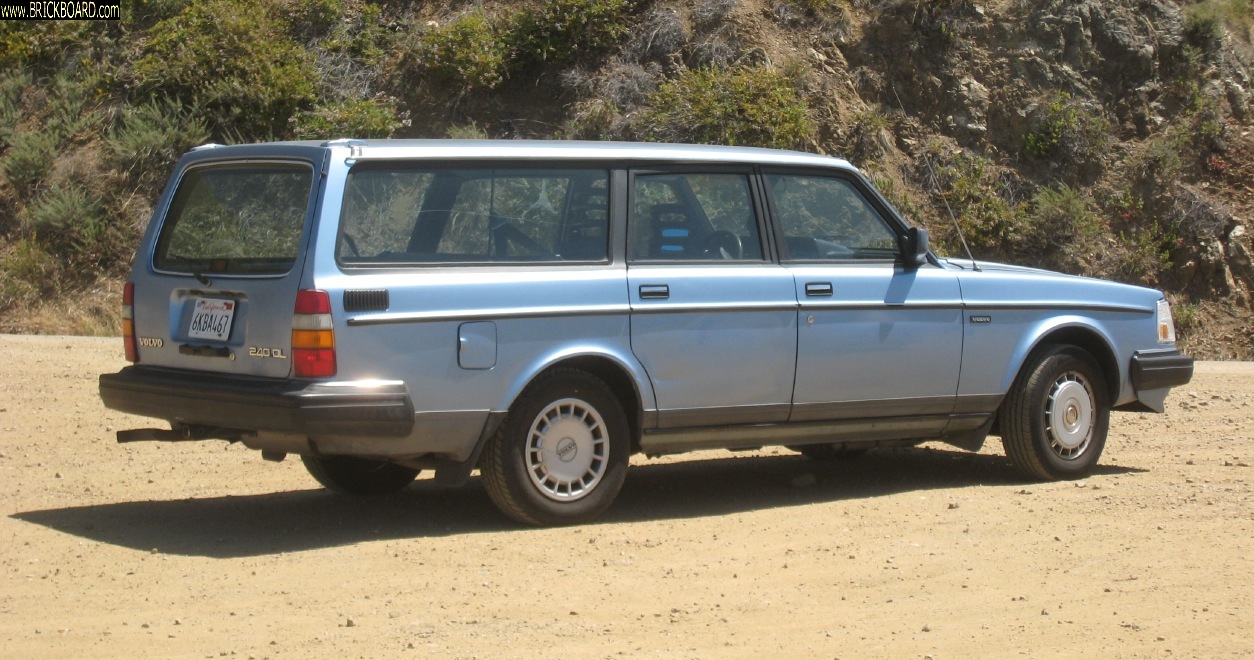 Volvo 200 -- 1988 240 DL Wagon