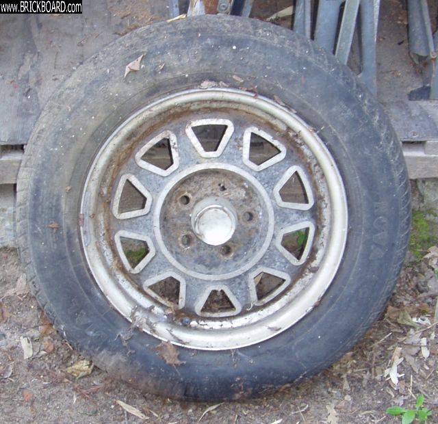Volvo 140-160 -- Volvo sport wheel 1973 145