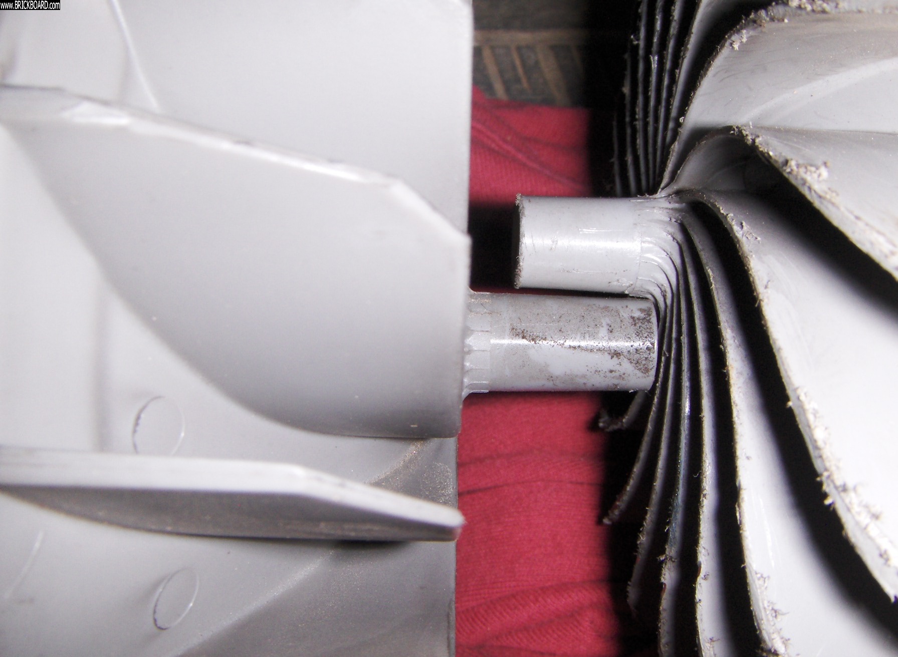 Volvo 200 -- heater fans