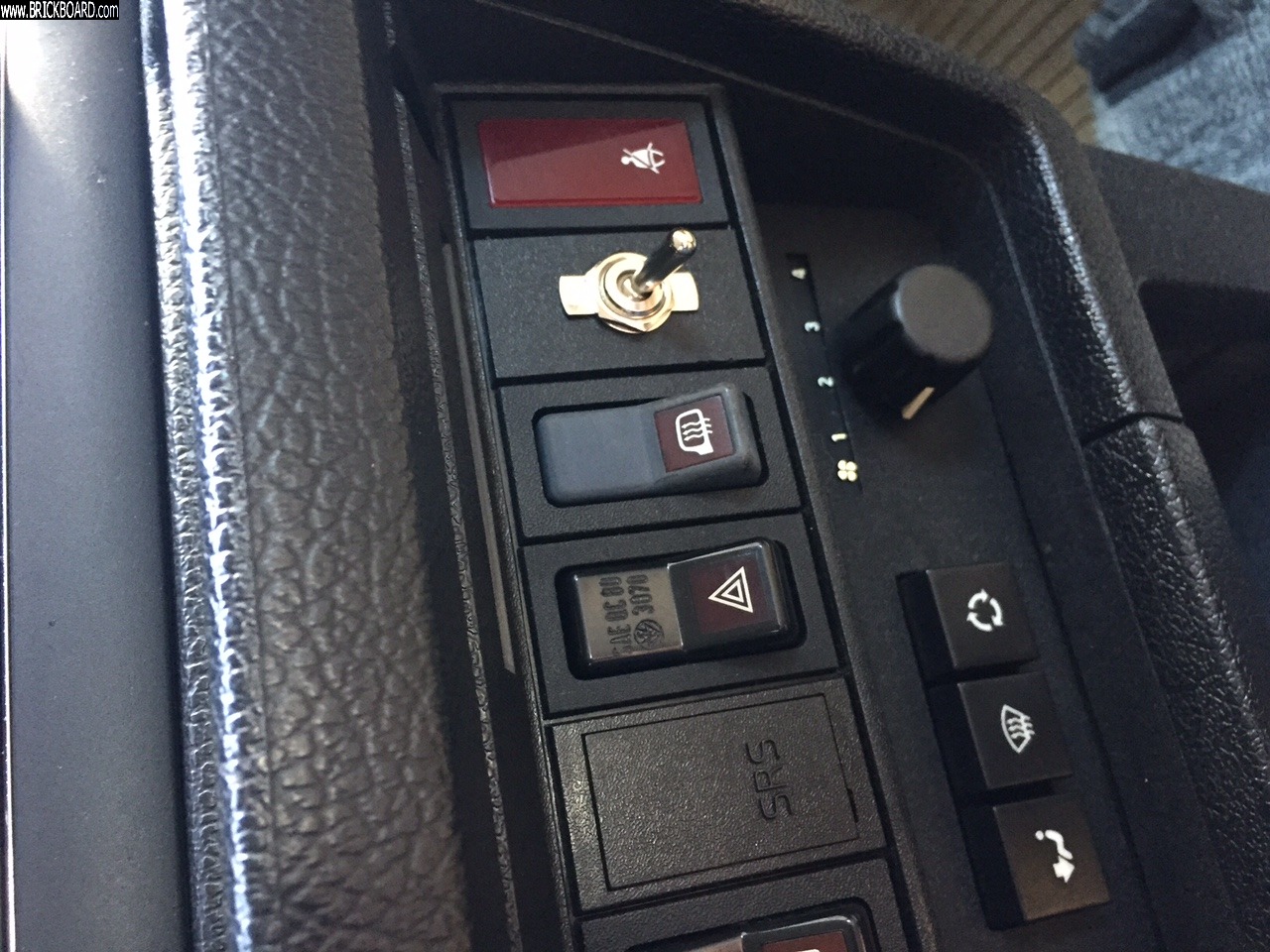 Volvo  -- Volvo 240 A/C