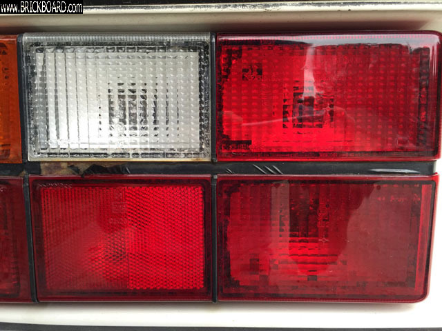 Volvo 200 -- Estonian Tail Lights