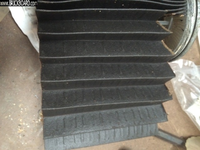 Volvo 700 -- Volvo 240 or 700 Fuel Filter
