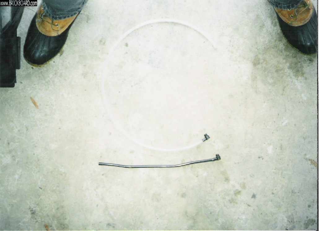 Volvo 200 -- Balance Tube