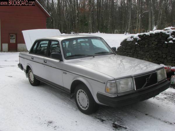 Volvo 200 -- 91 240