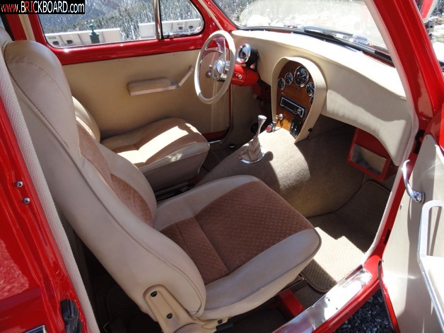 Volvo  -- 1960 Volvo - Interior