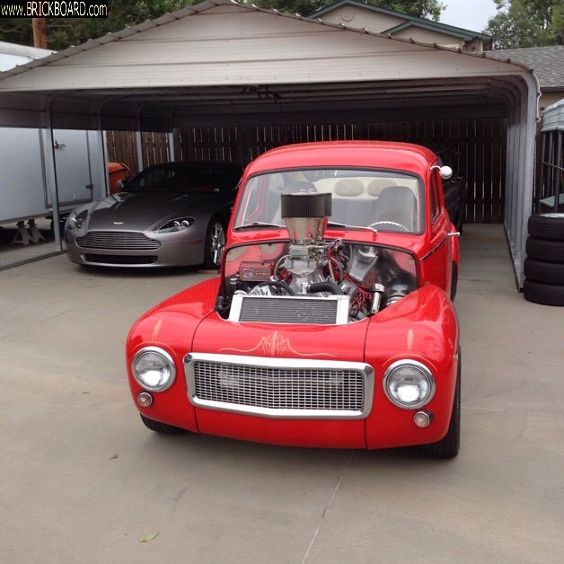 Volvo  -- 1960 Volvo - Front