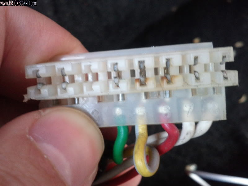 Volvo 200 -- 1982+ 240 Sedan / Coupe Tailight Wire Harness Connector