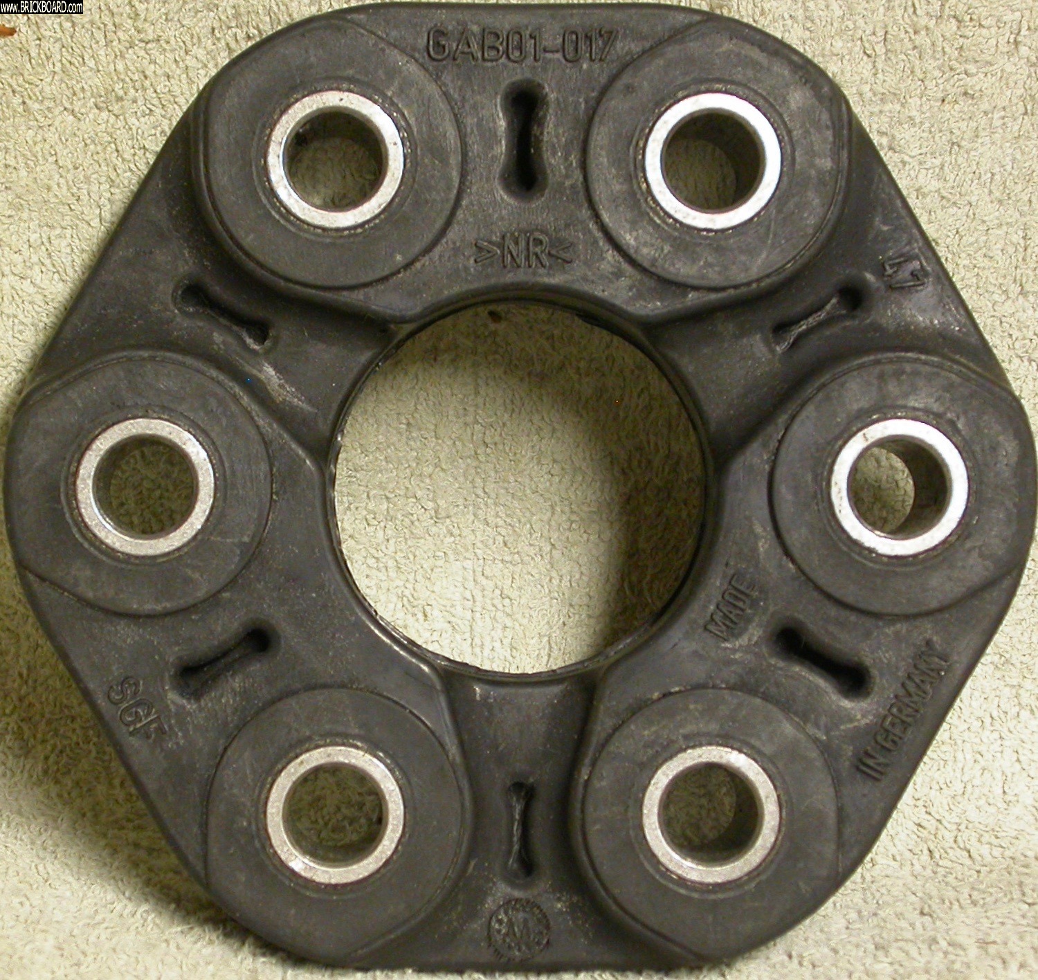 Volvo 200 -- New Flex joint