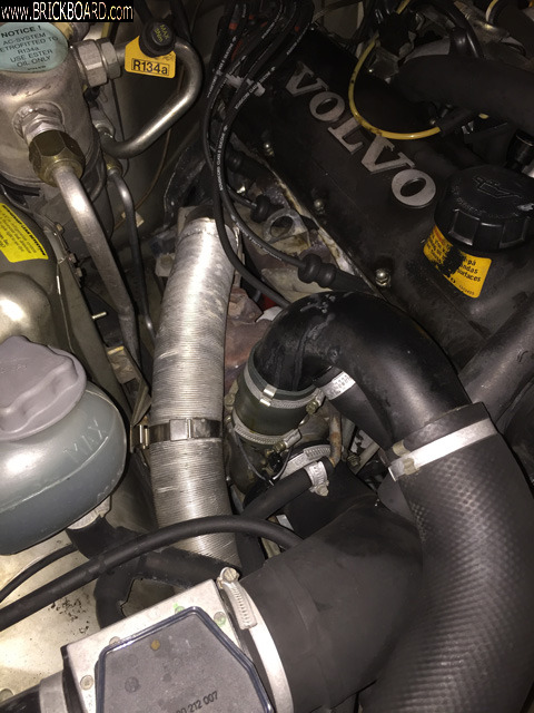 Volvo 700 -- 760 hose
