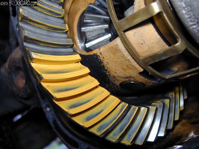 Volvo 200 -- 245 ring and pinion small pic