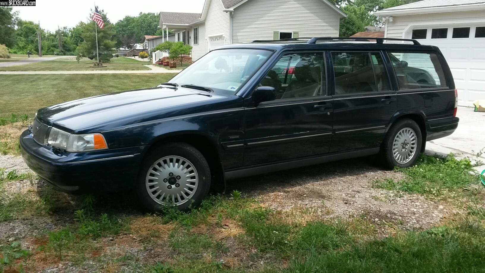 Volvo  -- Fluffy 1998 V90