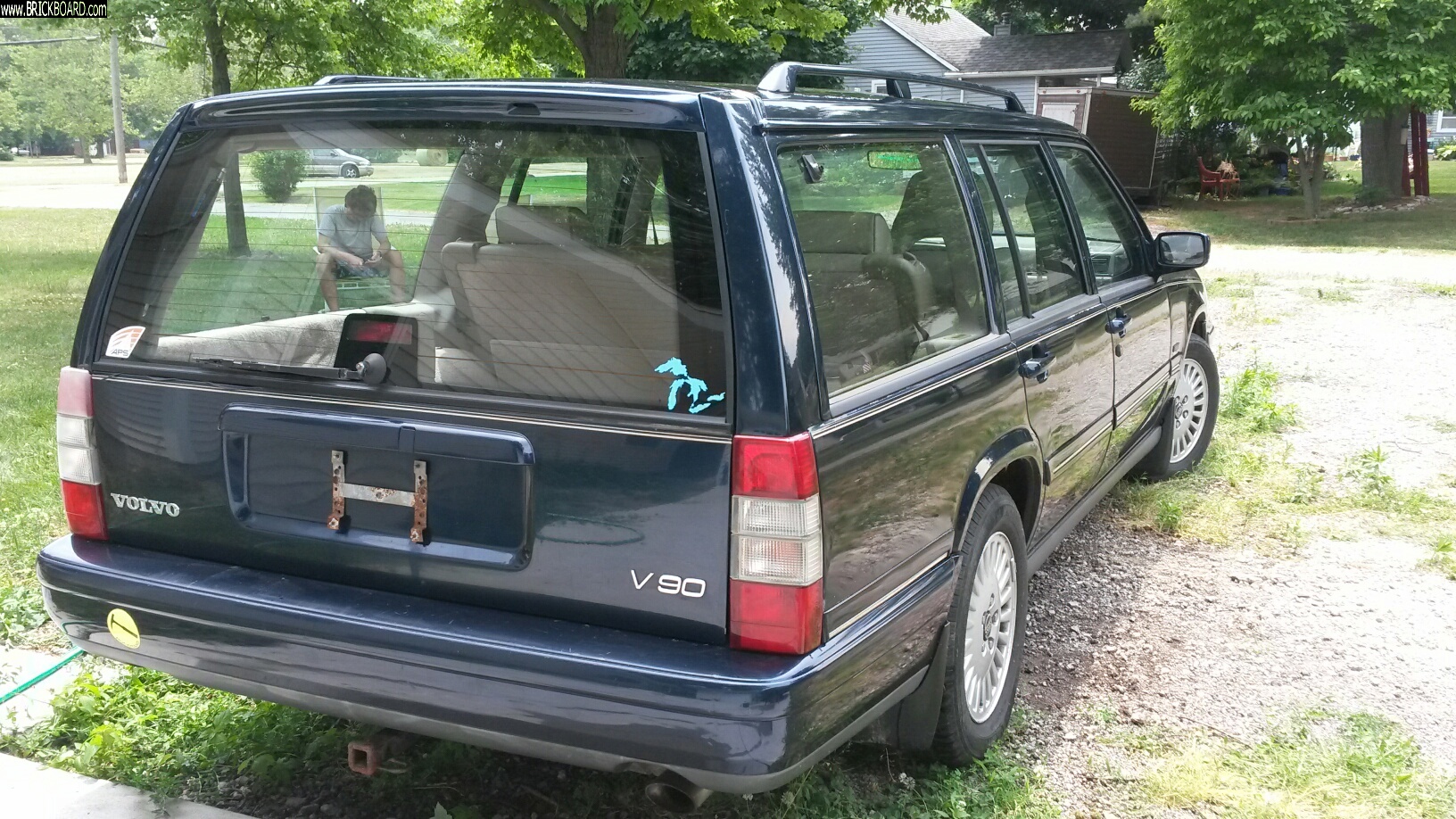 Volvo  -- Fluffy 1998 V90