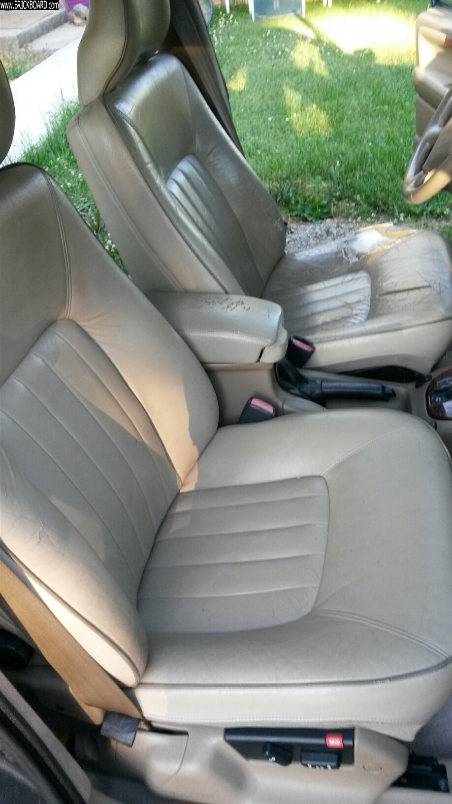 Volvo  -- Fluffy 1998 V90