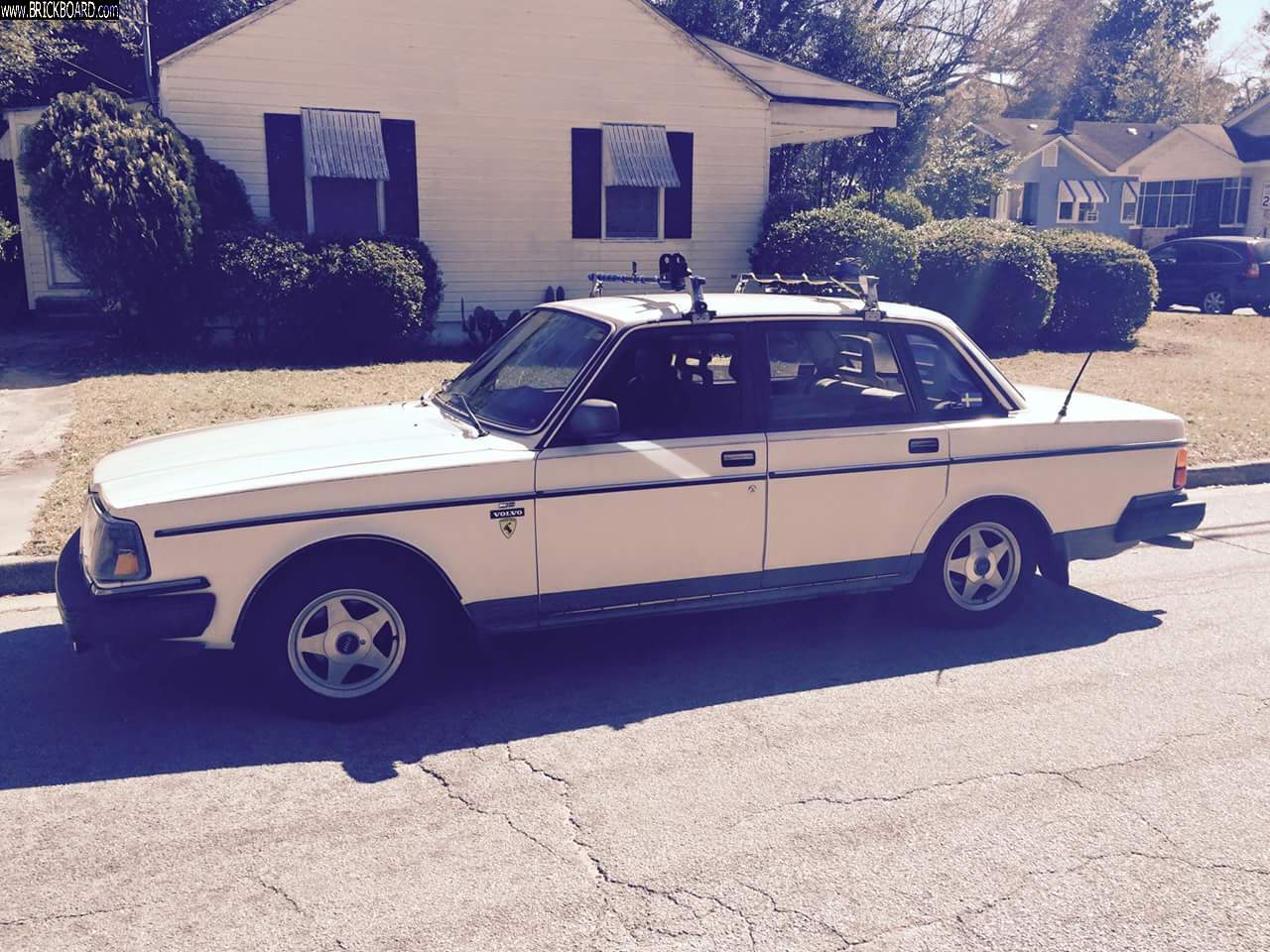 Volvo  -- Drgonzosmobileoffice