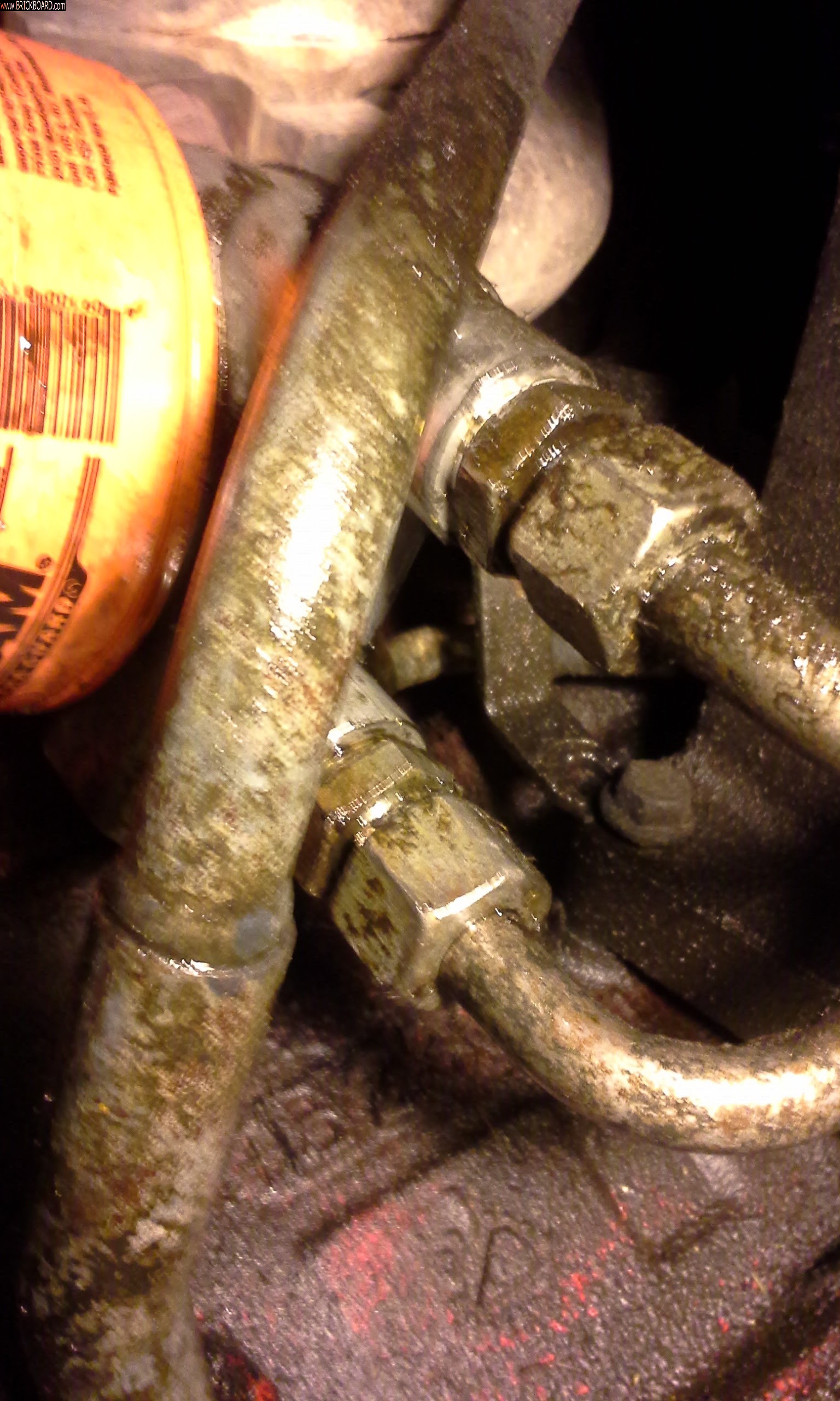 Volvo 700 -- Volvo 740 Turbo Oil Filter Bracket