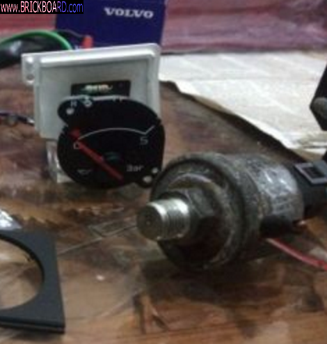 Volvo 700 -- 740 Oil Pressue Gauge