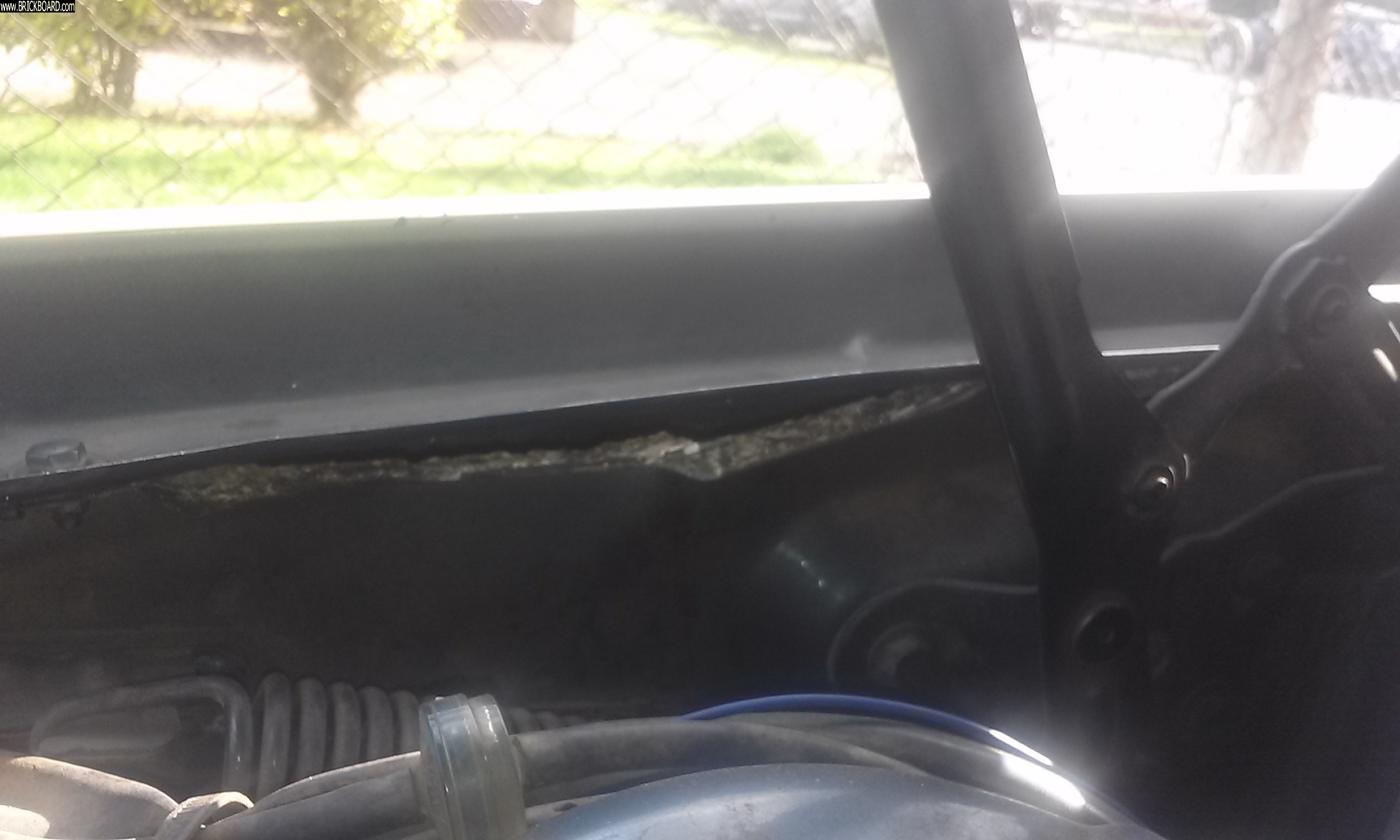 Volvo 700 -- 740 Front end accident vs K-rail 5