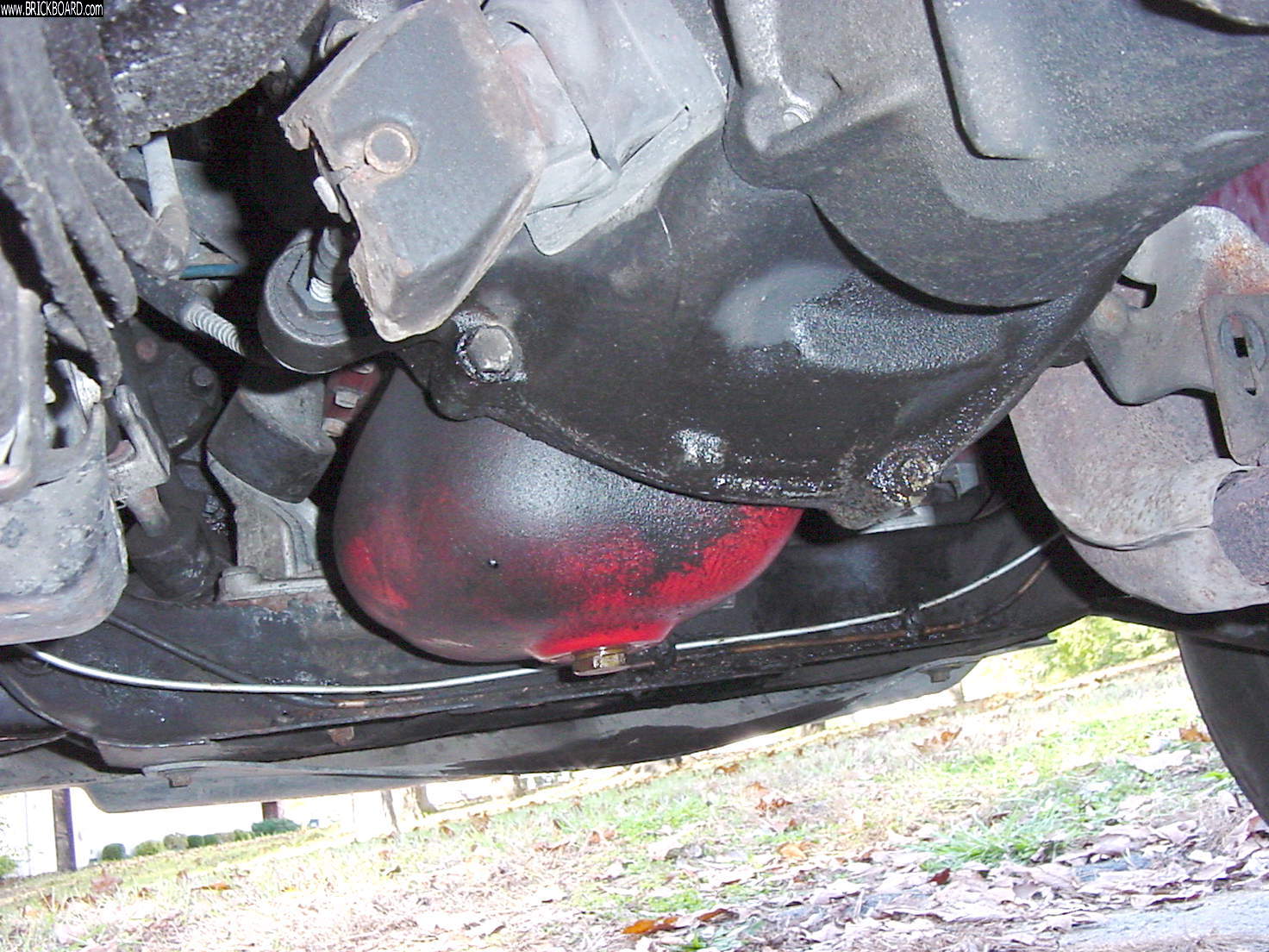 Volvo  -- Kittys Red 1990 Volvo 240 DL Wagon: Undercarriage Images