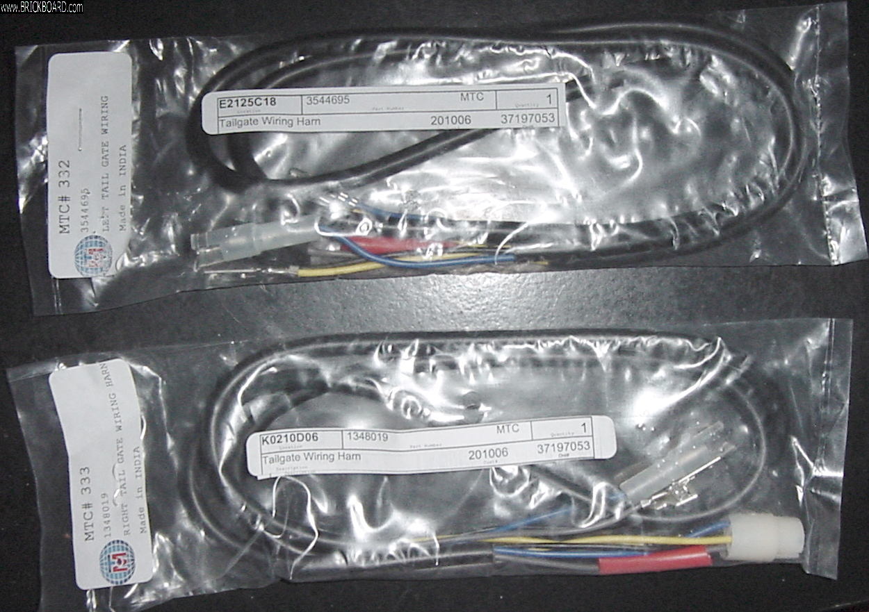 Volvo  -- Volvo 240 Wagon Rear Hatch Tail Gate MTC-brand Wire Harness Replacements