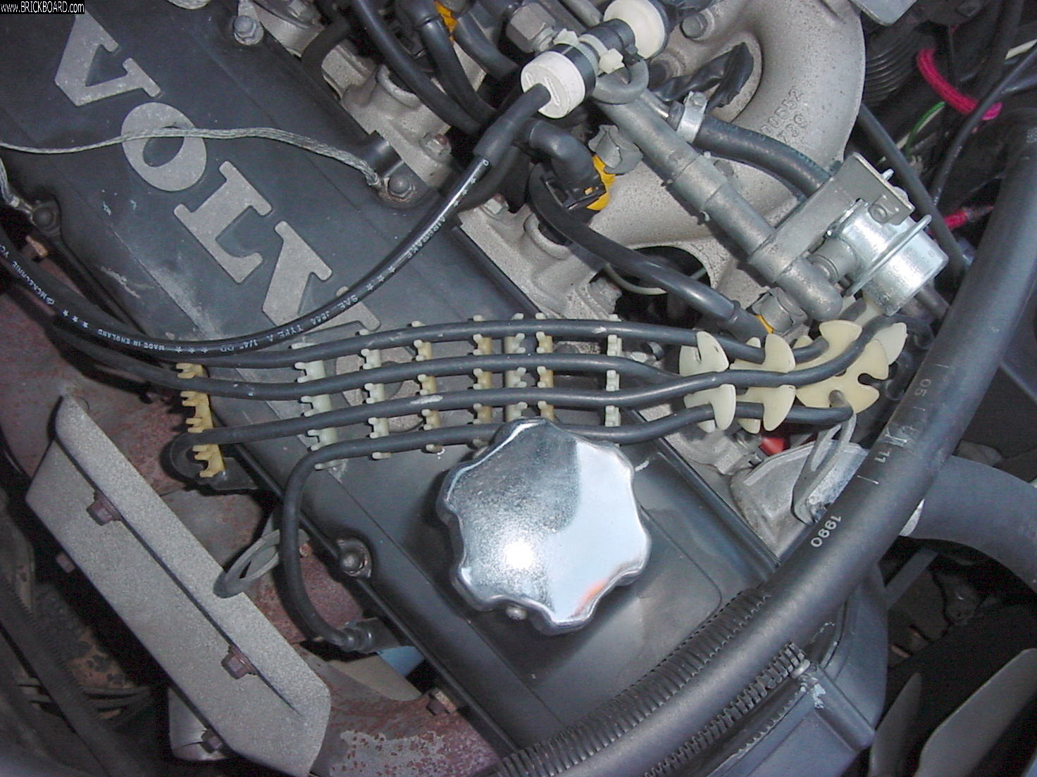 Volvo  -- 1991 Volvo 240 Spark Plug Set-Up