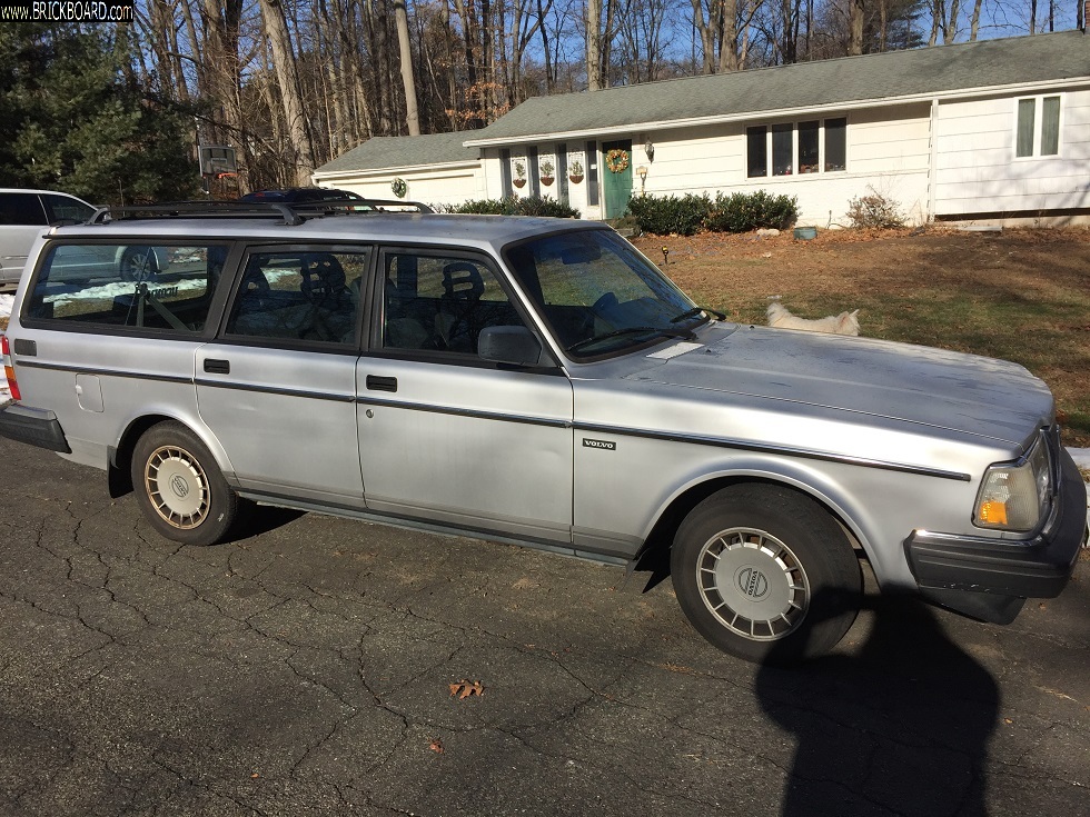 Volvo 200 -- 245